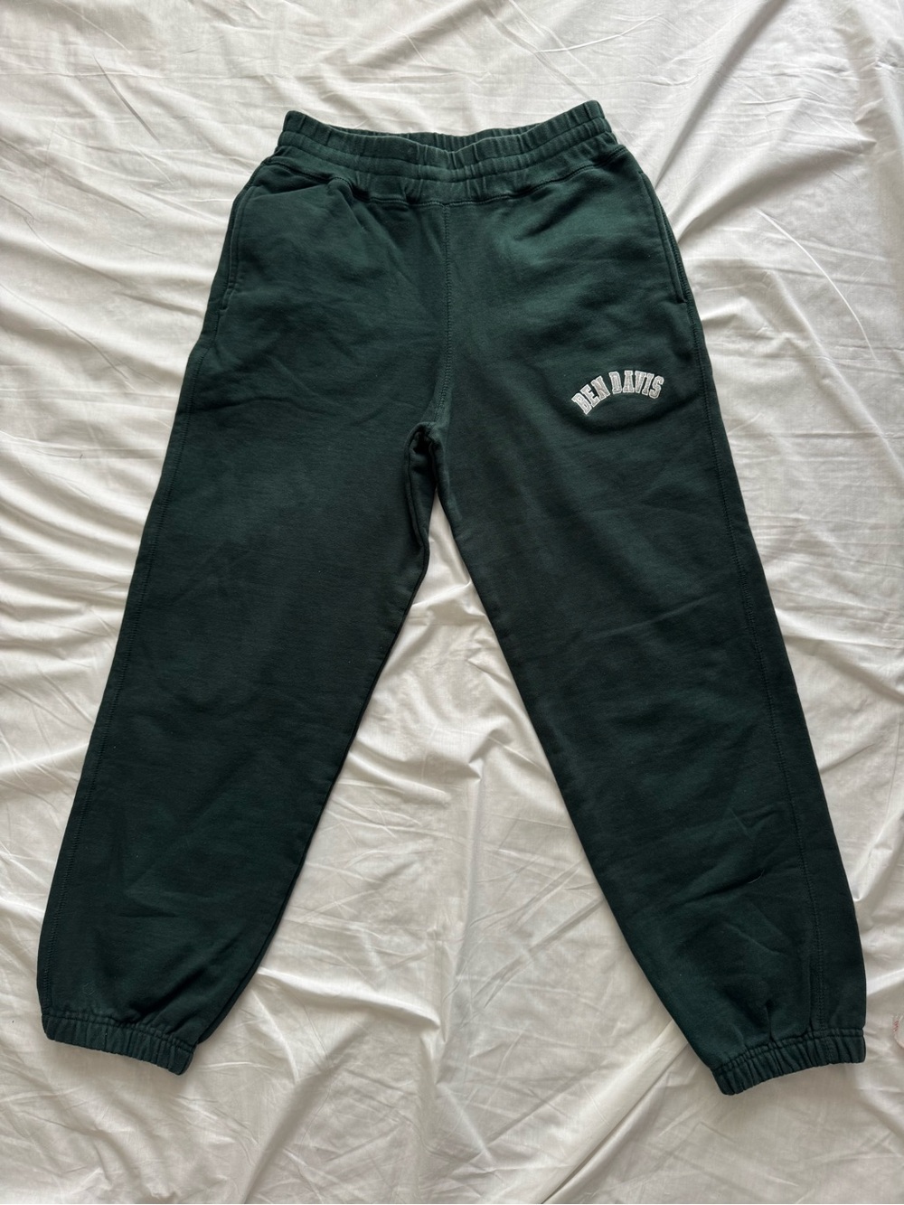 Vintage Ben Davis Women’s Green Sweatpants Joggers M Embroidered Logo Y2K